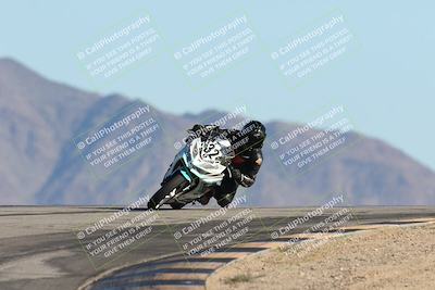 media/Dec-06-2025-CVMA (Sat) [[4a896cc04c]]/Race 9-500-400-350 Supersport/